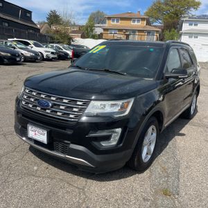 FORD EXPLORER XLT - 1