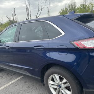 FORD EDGE SEL - 6
