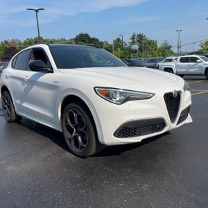 2022 ALFA Romeo STELVIO VELOCE — миниатюра 12