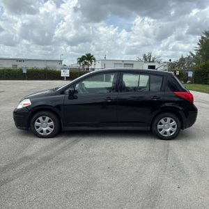 2011 Nissan VERSA 1.8S — фото 3