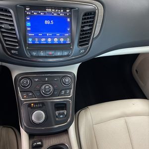 صورة مصغرة 37 لـ 2016 Chrysler 200 C