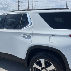 2020 Chevrolet TRAVERSE LT LEATHER — фото 6