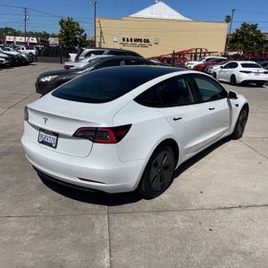 TESLA MODEL 3 BASE - 8