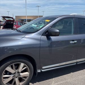 2014 Nissan PATHFINDER PLATINUM 照片 2