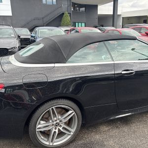 MERCEDES-BENZ E-CLASS - 9