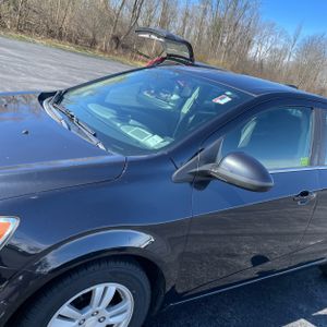 CHEVROLET SONIC LT AUTO - 2