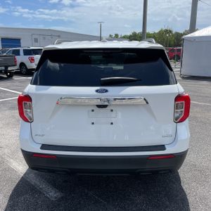 FORD EXPLORER XLT - 7