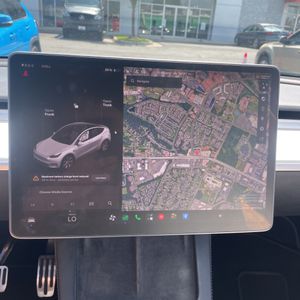 صورة مصغرة 38 لـ 2021 Tesla MODEL Y LONG RANGE