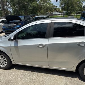 صورة 4 لـ 2020 Chevrolet SONIC LT