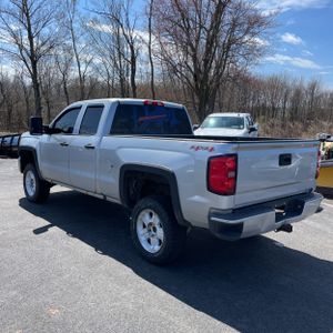 CHEVROLET SILVERADO 1500 CUSTOM - 4