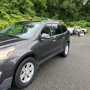 2013 Chevrolet TRAVERSE LT 照片 2