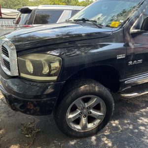 2008 Dodge RAM 1500 ST/SXT — фото 1