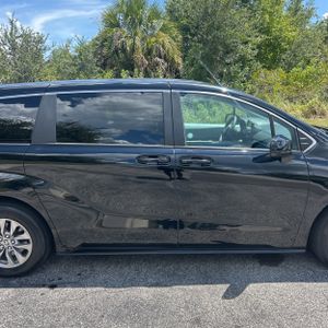 2025 Toyota SIENNA LE 8-PASSENGER 照片 11
