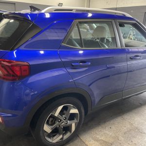 HYUNDAI VENUE LIMITED - 9