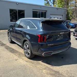 KIA SORENTO HYBRID EX - 5