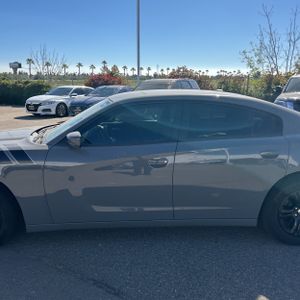 DODGE CHARGER SXT - 4