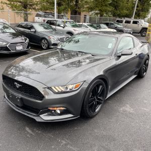 FORD MUSTANG ECOBOOST PREMIUM - 1