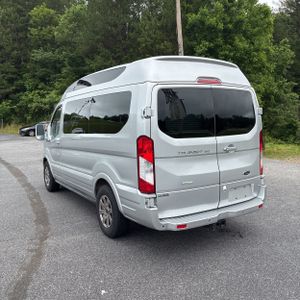 FORD TRANSIT 150 - 5
