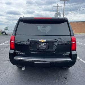 CHEVROLET TAHOE PREMIER - 4
