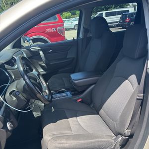 صورة مصغرة 32 لـ 2017 Chevrolet TRAVERSE LT