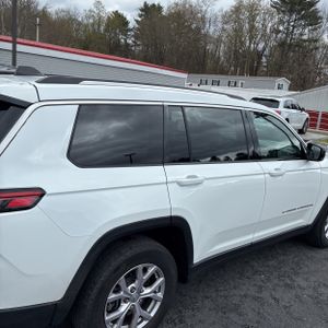 JEEP GRAND CHEROKEE L LIMITED - 9