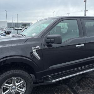 FORD F-150 XLT - 2
