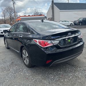 HYUNDAI SONATA HYBRID LIMITED - 5