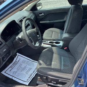 صورة مصغرة 32 لـ 2010 FORD FUSION SE