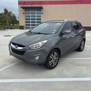 HYUNDAI TUCSON - 1