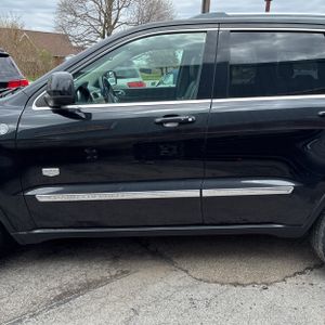 JEEP GRAND CHEROKEE LAREDO - 4