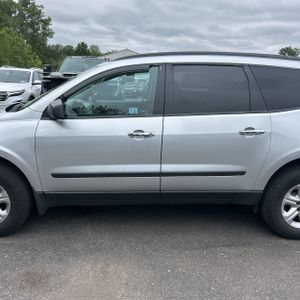 صورة 4 لـ 2017 Chevrolet TRAVERSE LS