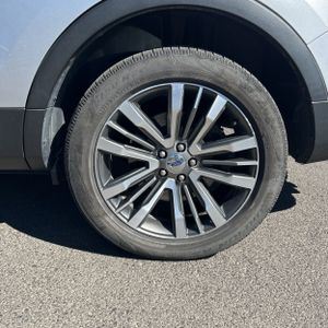 صورة 18 لـ 2018 FORD EXPLORER PLATINUM