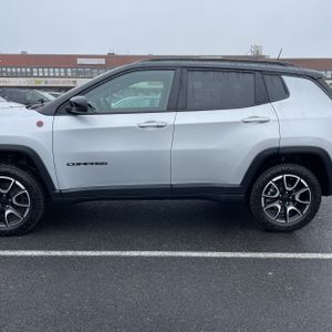 Jeep Compass Trailhawk - 4