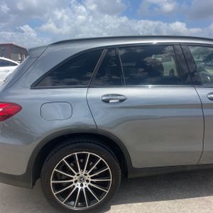 MERCEDES-BENZ GLC - 9