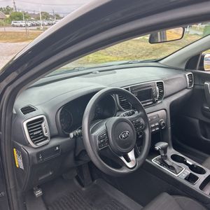 2018 KIA SPORTAGE LX — миниатюра 32