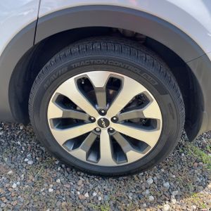 2022 KIA TELLURIDE S 照片 18