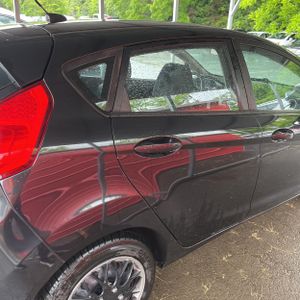 FORD FIESTA SE - 9