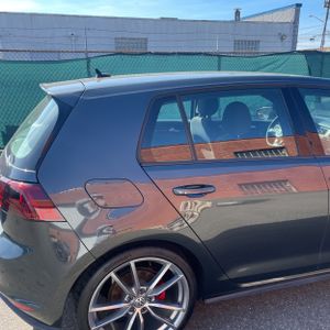 VOLKSWAGEN GOLF GTI S - 9