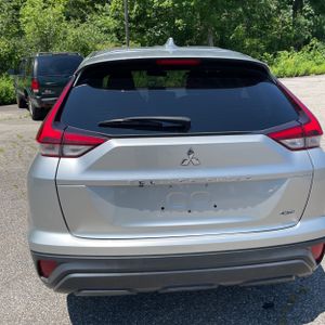 2023 Mitsubishi ECLIPSE CROSS LE photo 7