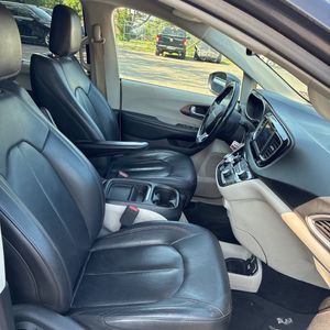 2019 Chrysler PACIFICA TOURING L thumbnail 32