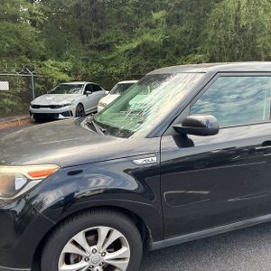 صورة 2 لـ 2015 KIA SOUL +