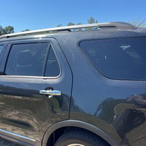 FORD EXPLORER LIMITED - 6