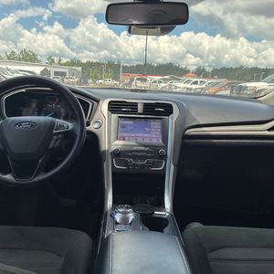 2019 FORD FUSION SE thumbnail 36