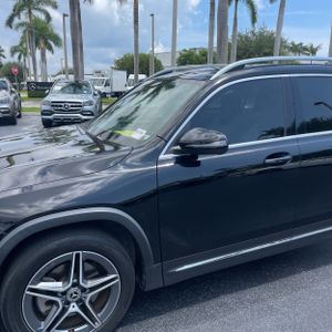 صورة 2 لـ 2021 Mercedes-BENZ GLB