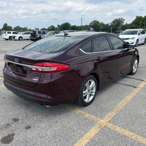 FORD FUSION SE - 8
