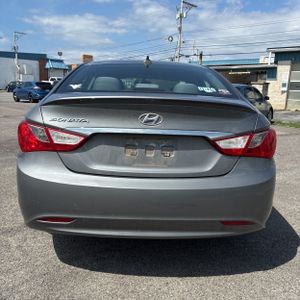 HYUNDAI SONATA GLS - 7