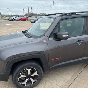 JEEP RENEGADE TRAILHAWK - 2