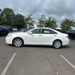 صورة 3 لـ 2009 Lexus ES 350 BASE