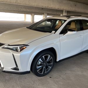 LEXUS UX 250H PREMIUM - 2