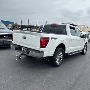 FORD F-150 LARIAT - 8